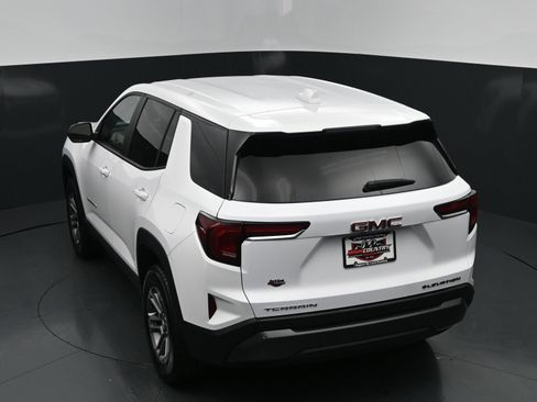 Used 2026 GMC Terrain Elevation FWD image 30