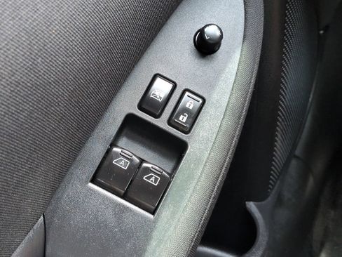 Used 2017 Nissan 370Z Coupe RWD image 19