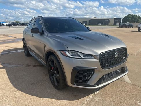 Used 2024 Jaguar F-PACE SVR AWD/4WD image 7