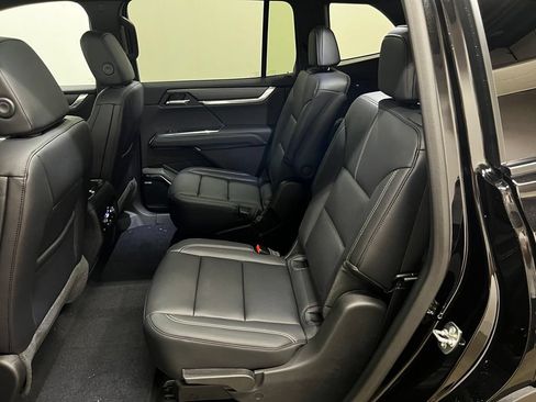 New 2026 GMC Acadia Elevation w/ Elevation Premium Package AWD/4WD image 29