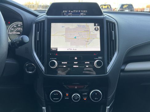 Used 2023 Subaru Forester Limited image 4