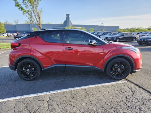 Used 2021 Toyota C-HR Nightshade image 17
