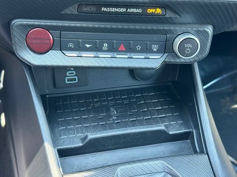 Used 2024 Ford Mustang Premium RWD image 27