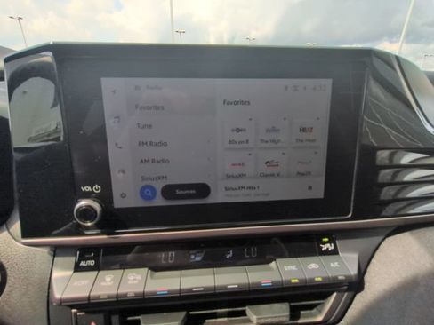 Used 2026 Toyota Camry LE FWD image 29