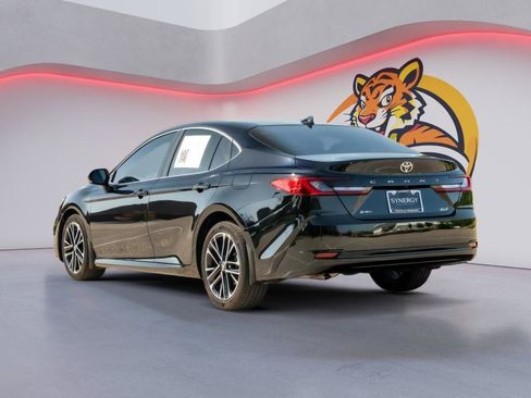 Used 2026 Toyota Camry XLE FWD image 7