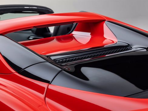 Used 2026 Ferrari 296 GTS RWD image 18