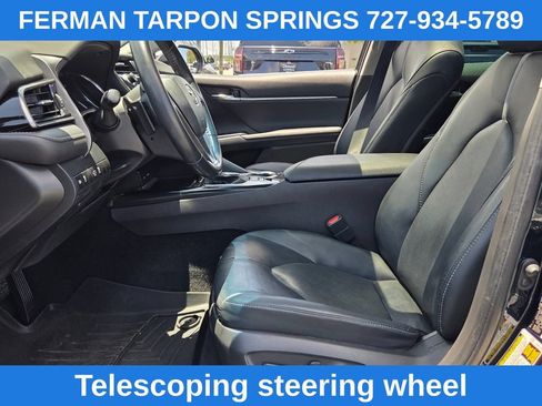 Used 2020 Toyota Camry XSE FWD image 15