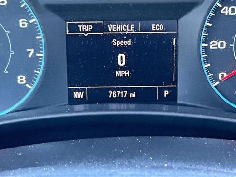 Used 2020 Chevrolet Equinox LS FWD image 19