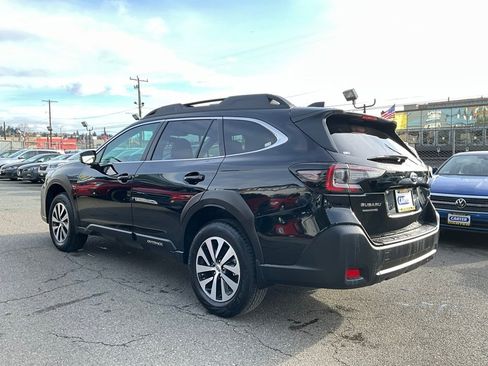 Certified 2025 Subaru Outback Premium image 6
