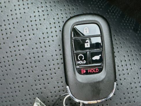 Used 2024 Honda Civic EX-L image 34