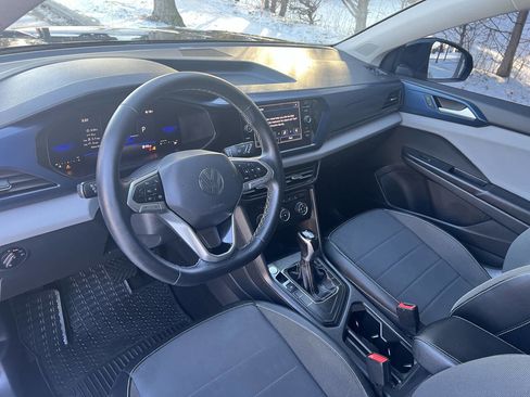 Used 2022 Volkswagen Taos SE image 37