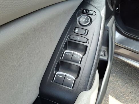 Used 2020 Honda Accord EX image 9