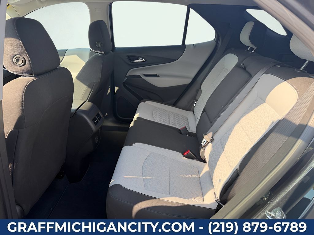 Used 2023 Chevrolet Equinox LT w/ Driver Convenience Package AWD/4WD image 22