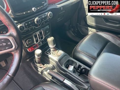 Used 2021 Jeep Wrangler Unlimited Rubicon AWD/4WD image 14