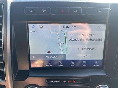 Used 2020 Ford F150 Platinum w/ Equipment Group 701A Luxury image 26