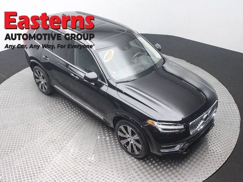 Used 2022 Volvo XC90 T6 Inscription w/ Climate Package AWD/4WD image 3