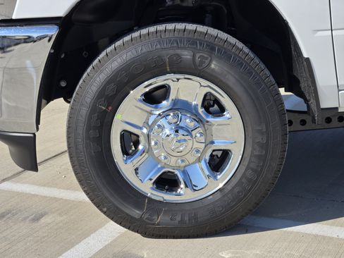 New 2026 RAM 2500 Tradesman w/ Chrome Appearance Group AWD/4WD image 9