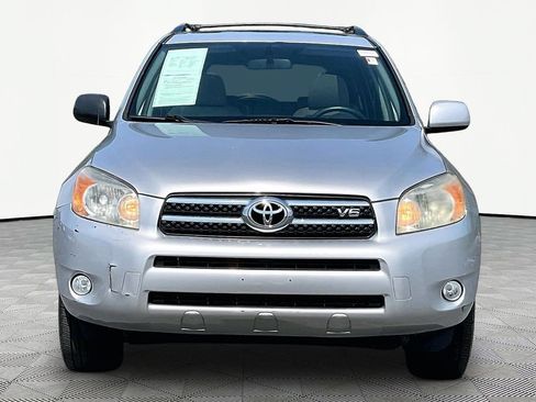 Used 2008 Toyota RAV4 Limited AWD/4WD image 2