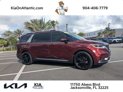 Used 2024 Kia Carnival