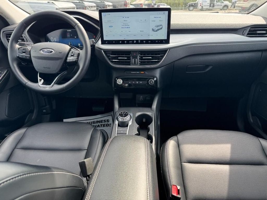 Used 2025 Ford Escape Platinum AWD/4WD image 11