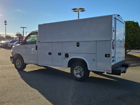 New 2025 Chevrolet Express 3500 1WT w/ Power Convenience Package image 3