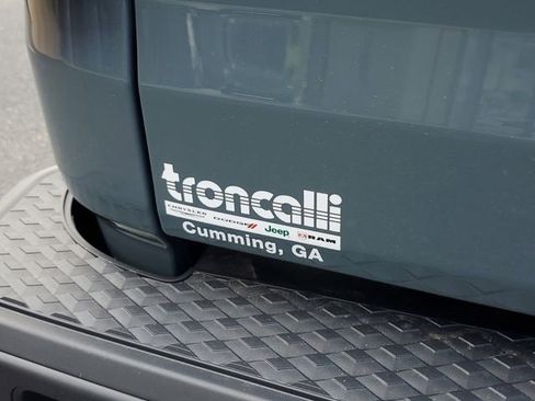 New 2025 Jeep Gladiator Sport image 9