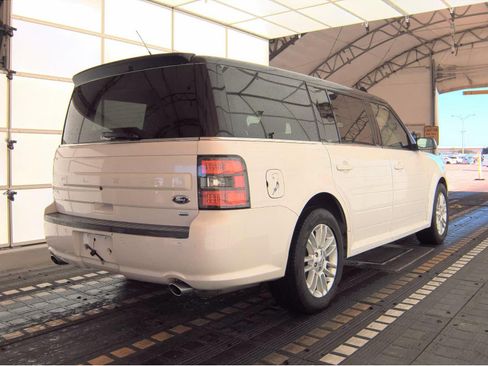 Used 2013 Ford Flex SEL image 5