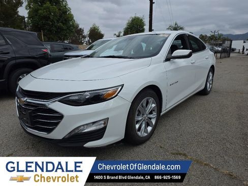 Used 2024 Chevrolet Malibu LT FWD image 2
