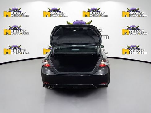 Used 2024 Toyota Camry XLE FWD image 25