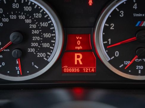 Used 2011 BMW M3 Coupe RWD image 43