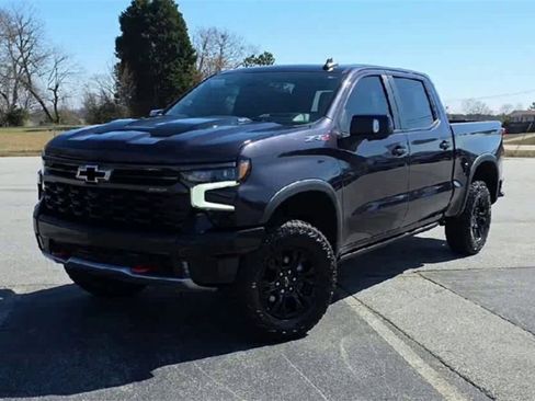 Certified 2022 Chevrolet Silverado 1500 ZR2 w/ Technology Package image 7