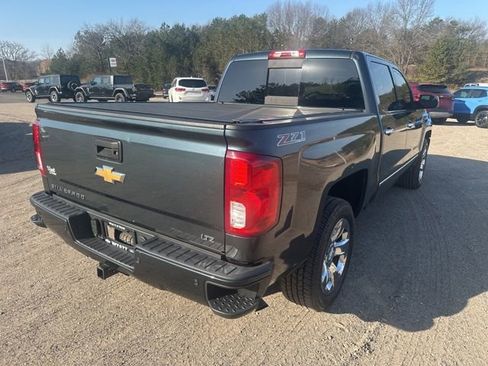 Used 2017 Chevrolet Silverado 1500 LTZ Z71 w/ LTZ Plus Package AWD/4WD image 6