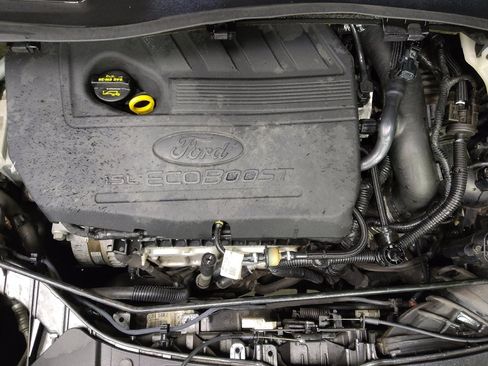 Used 2017 Ford Escape SE image 30