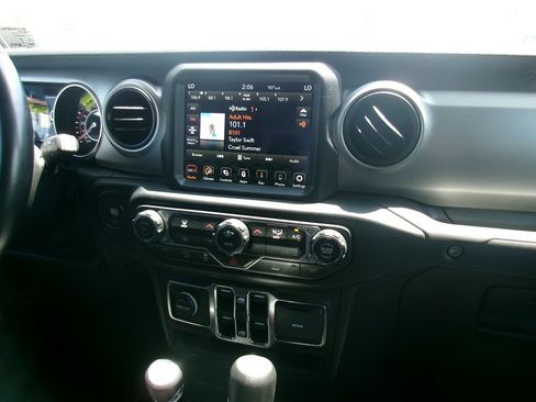 Used 2021 Jeep Gladiator Sport w/ Quick Order Package 24Q 80Th AWD/4WD image 14
