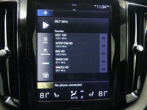 Used 2019 Volvo XC60 T5 Inscription image 12