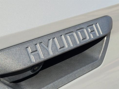 Used 2024 Hyundai Santa Cruz SEL image 12