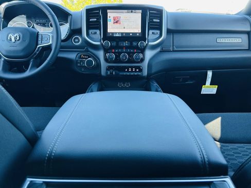 New 2026 RAM 1500 Big Horn AWD/4WD image 27