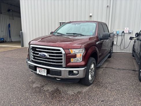 Used 2015 Ford F150 XLT w/ Equipment Group 302A Luxury AWD/4WD image 1