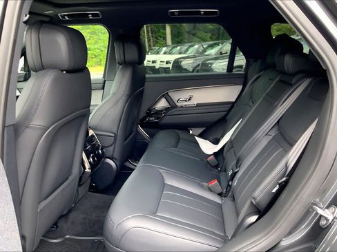 New 2026 Land Rover Range Rover Sport SE AWD/4WD image 14