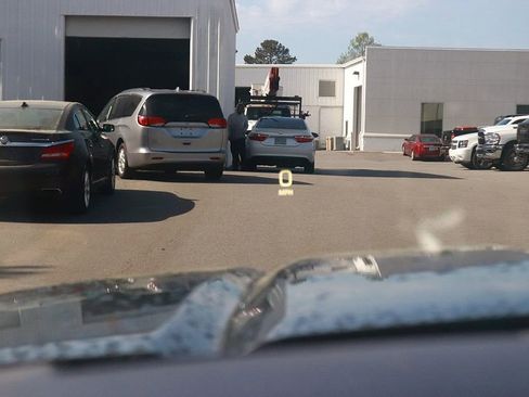 Used 2024 GMC Sierra 2500 AT4 w/ AT4 Premium Plus Package image 32