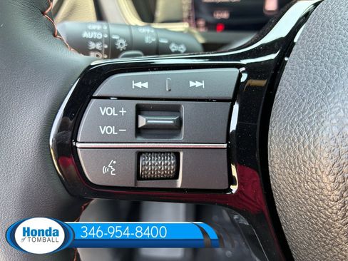 New 2026 Honda Pilot Sport image 8