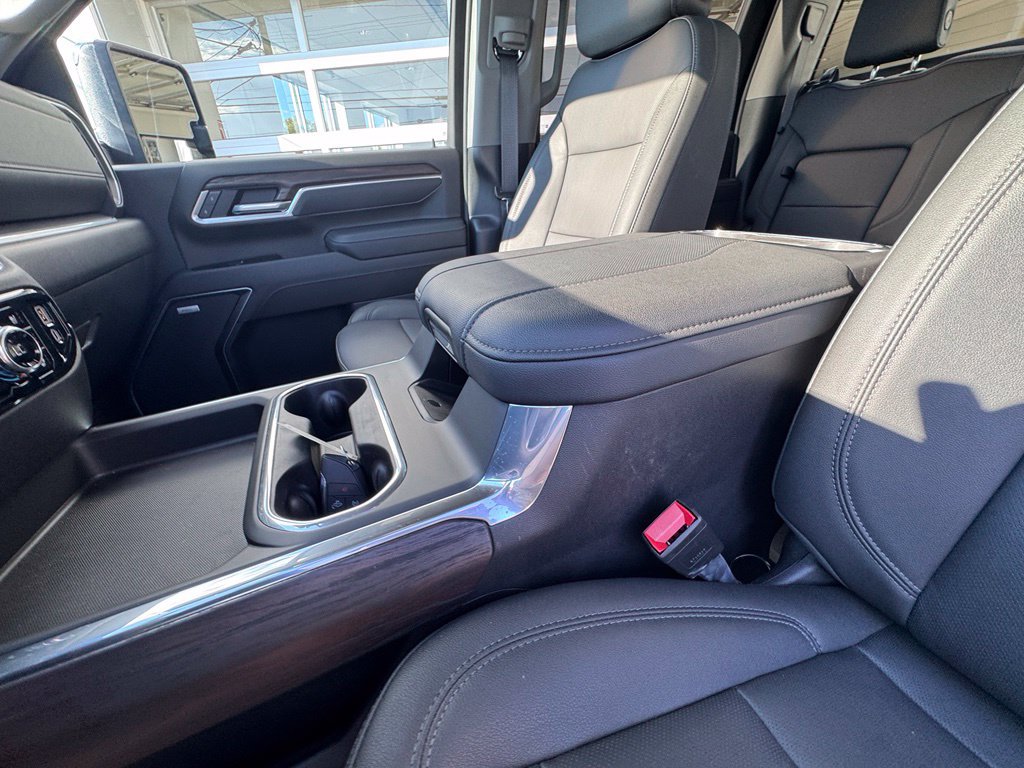 Used 2026 GMC Sierra 2500 SLT w/ SLT Convenience Package AWD/4WD image 24