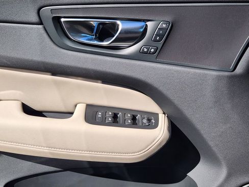 New 2026 Volvo XC60 B5 Plus w/ Protection Package Premier image 12