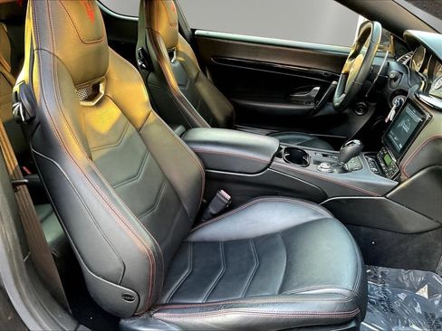 Used 2018 Maserati GranTurismo Sport RWD image 28