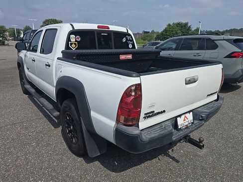 Used 2015 Toyota Tacoma PreRunner w/ Convenience Package RWD image 7