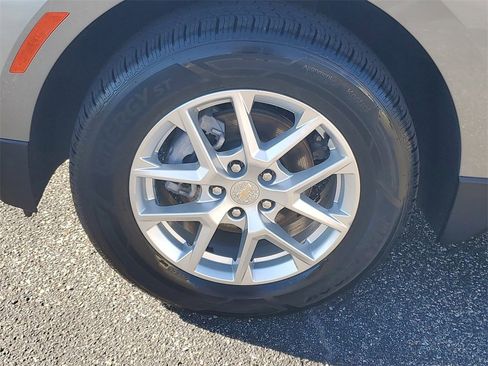 Used 2024 Chevrolet Equinox LT image 31