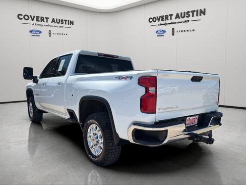 Used 2024 Chevrolet Silverado 2500 LTZ AWD/4WD image 3