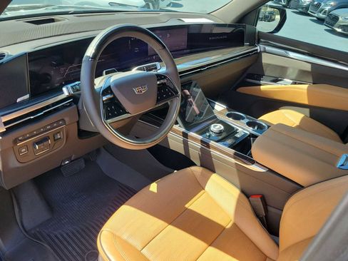Used 2025 Cadillac Escalade Premium Luxury w/ Touring Package AWD/4WD image 2