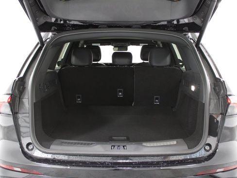 New 2025 Lincoln Nautilus Premier w/ Equipment Group 102A image 13