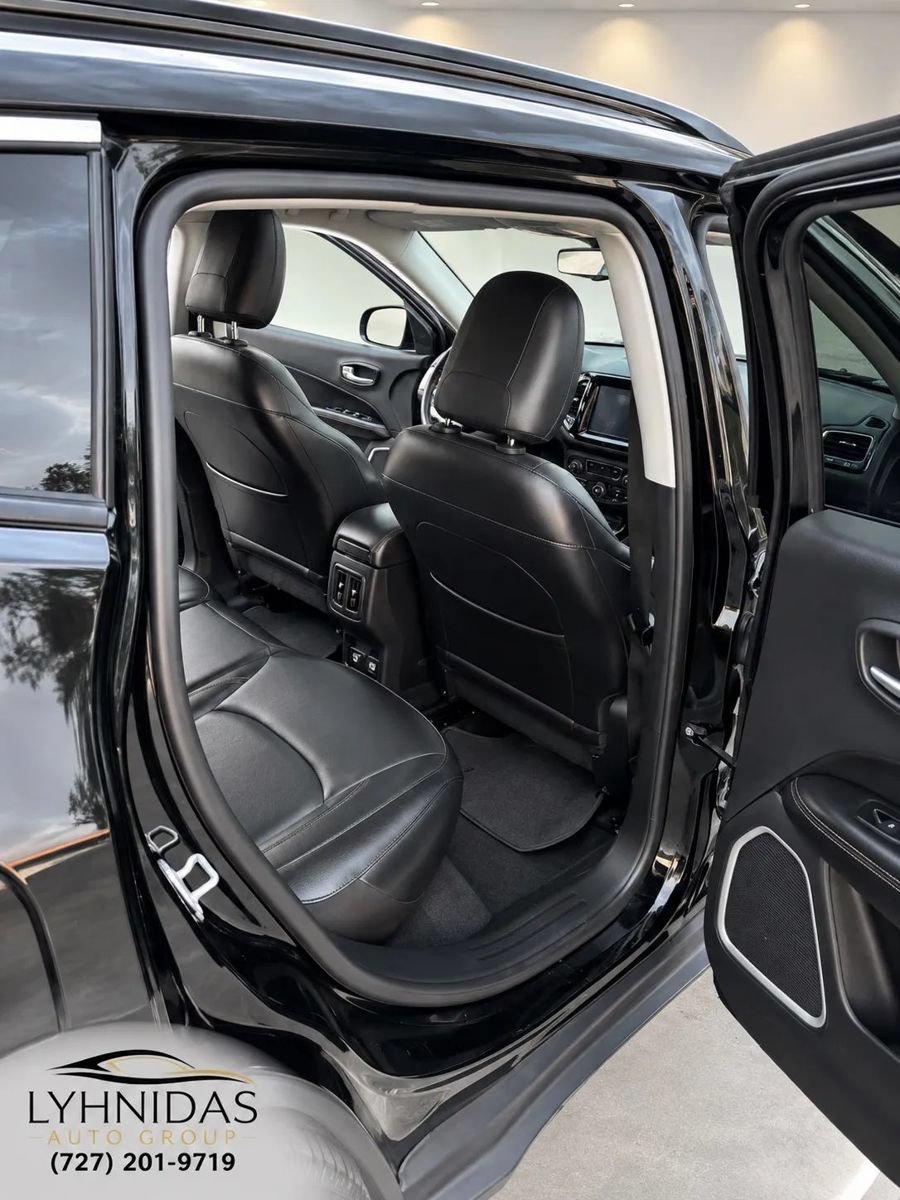 Used 2020 Jeep Compass Limited FWD image 7